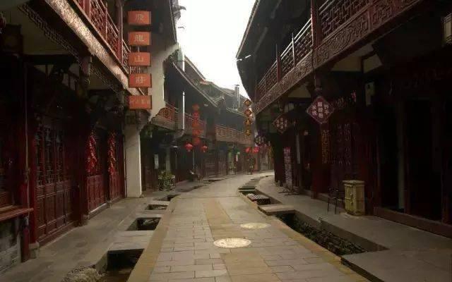 寒潮来袭 杭州城管全力防冻 昨出动巡查1475人次 381人定点值守